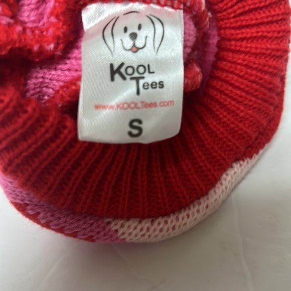 Small pet sweater - Picture 3 of 4